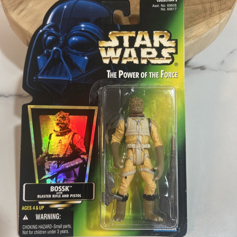 Action Figure NIB Kenner Green‎ Star Wars Power of the Force Bossk with Rifle